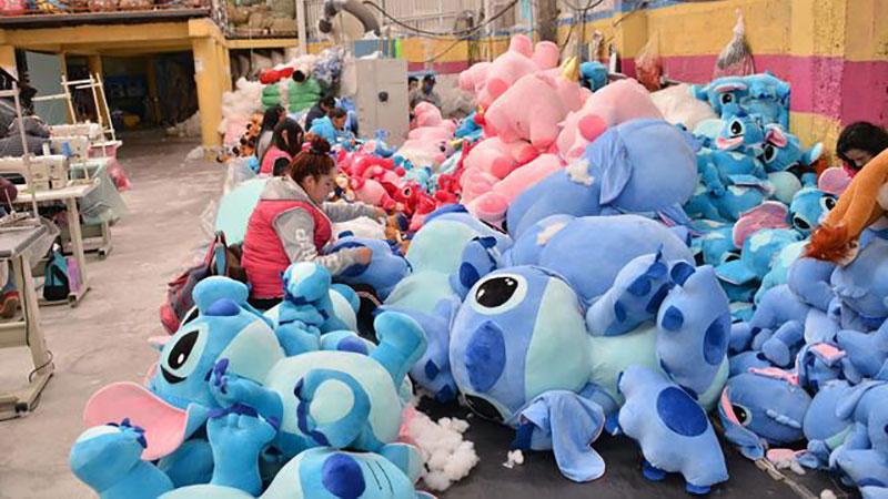 墨西哥一家生产制造毛绒玩具的工厂